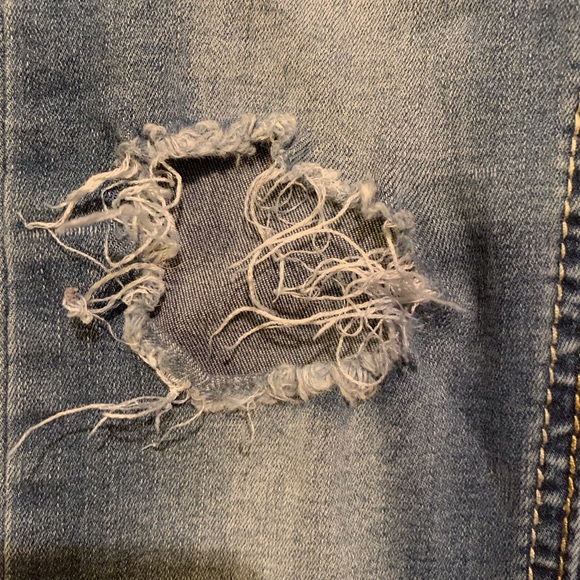 Girls Ripped Jeans - Picture 7 of 8